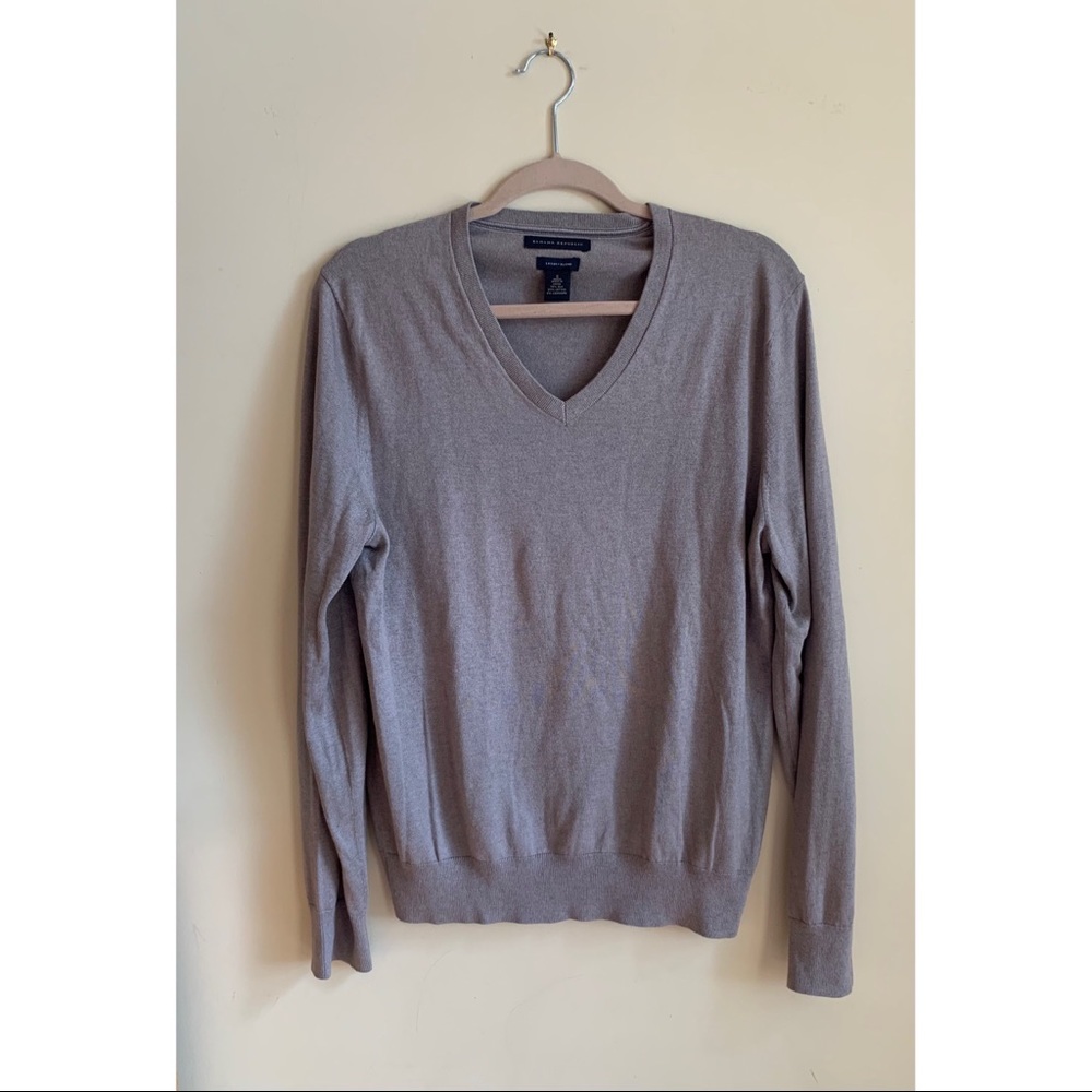 NWOT gray v neck sweater